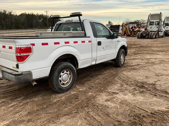 Image of Ford F-150 equipment image 4