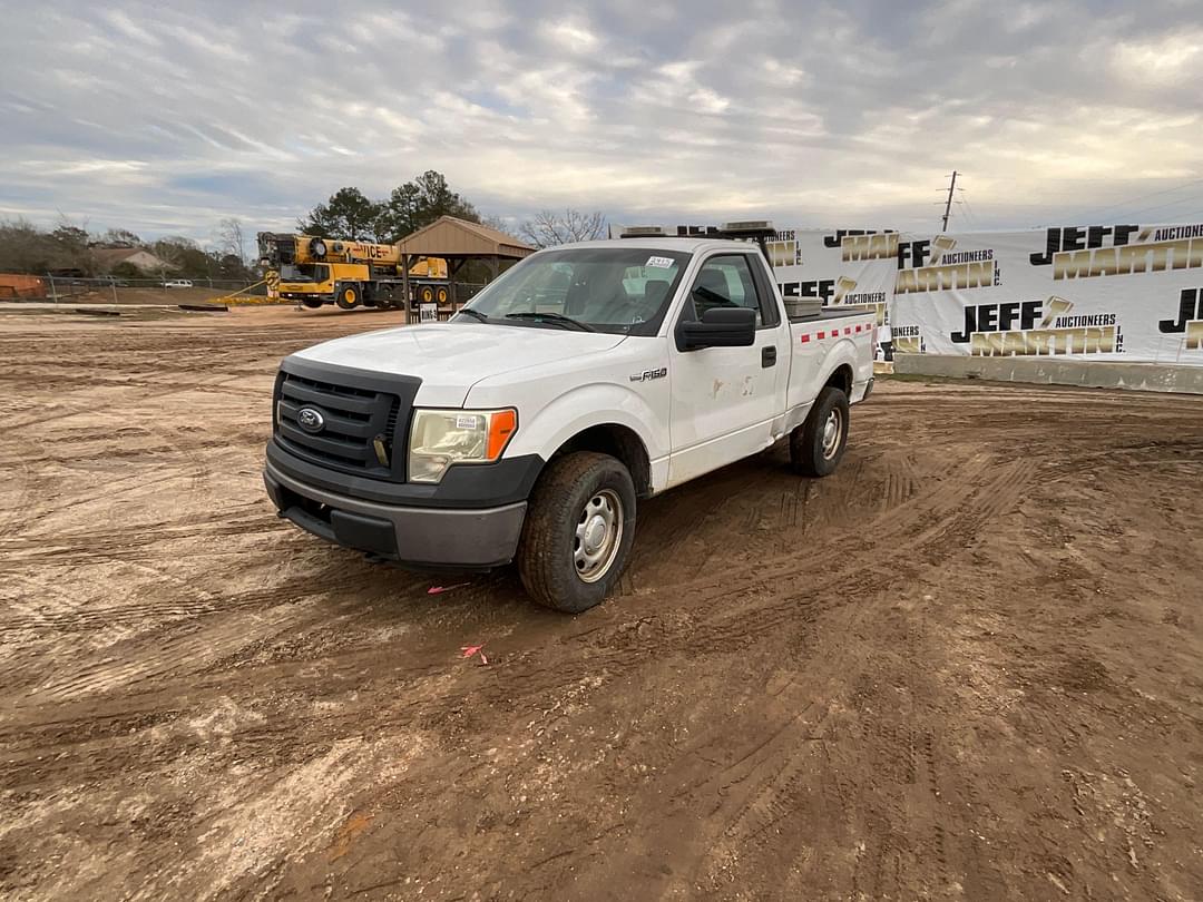 Image of Ford F-150 Primary image