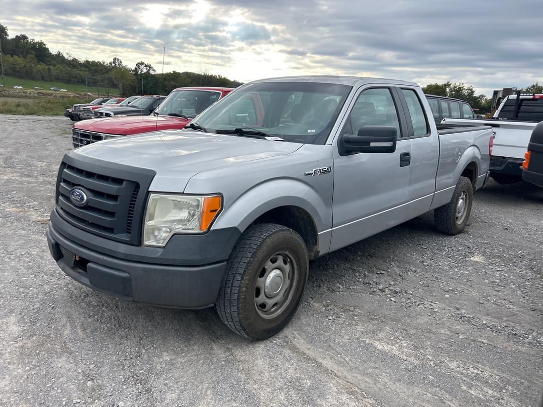 Image of Ford F-150 Primary image