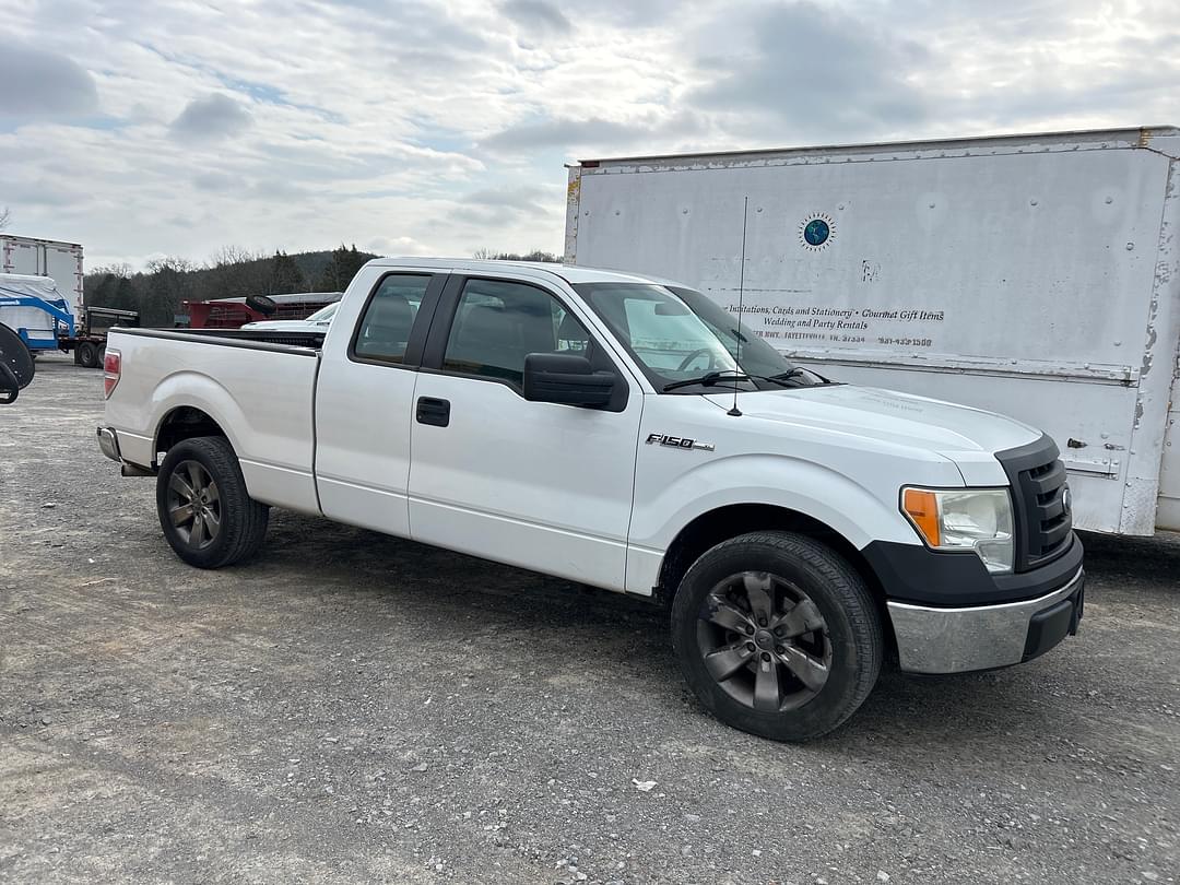 Image of Ford F-150 Primary image