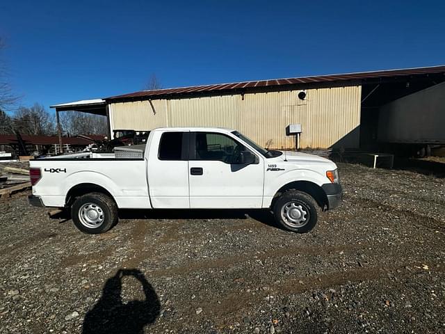 Image of Ford F-150 equipment image 2