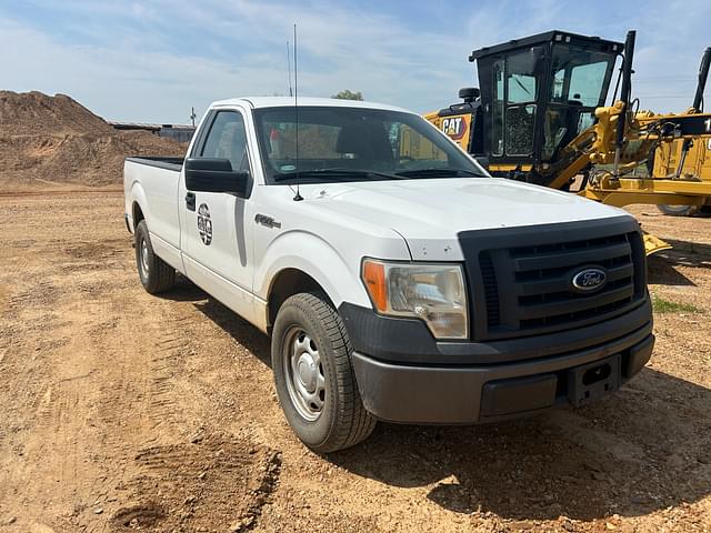 Image of Ford F-150 equipment image 1