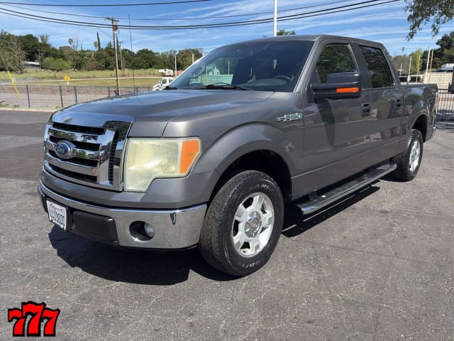 Image of Ford F-150 equipment image 1