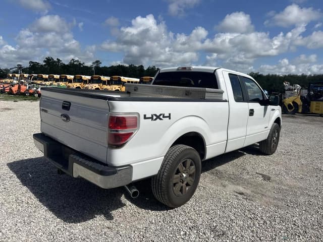 Image of Ford F-150 equipment image 2
