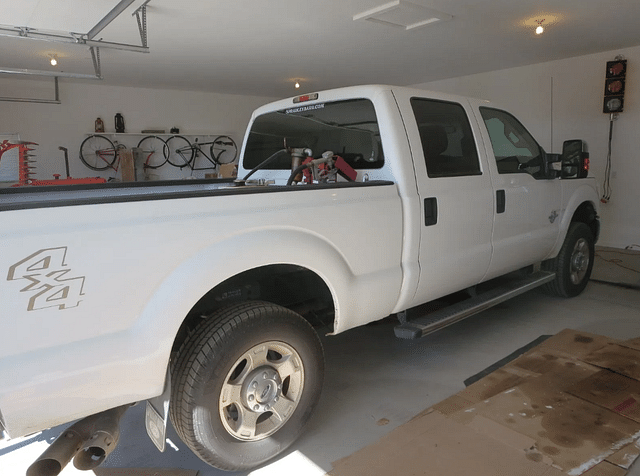 Image of Ford F-250 equipment image 1