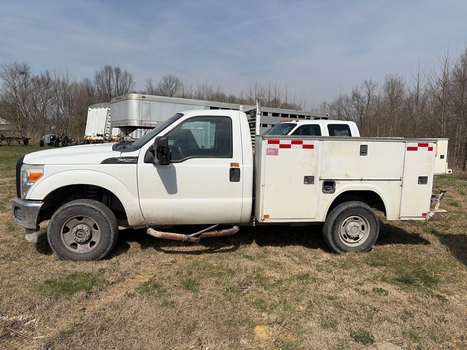 2011 Ford F-250 Equipment Image0