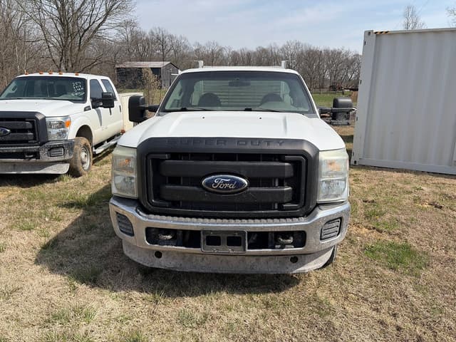 Image of Ford F-250 equipment image 1