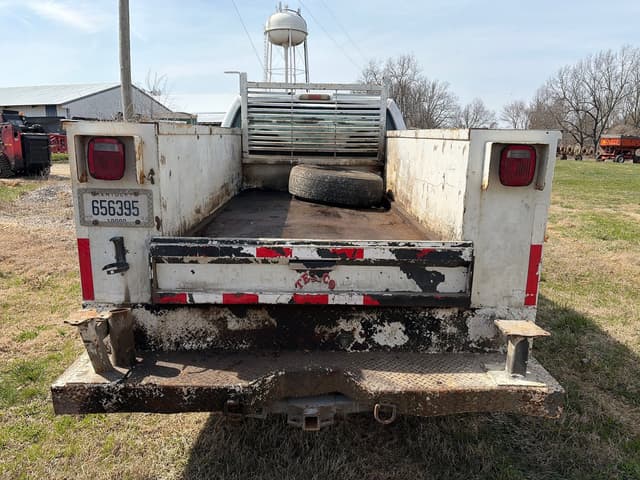 Image of Ford F-250 equipment image 3