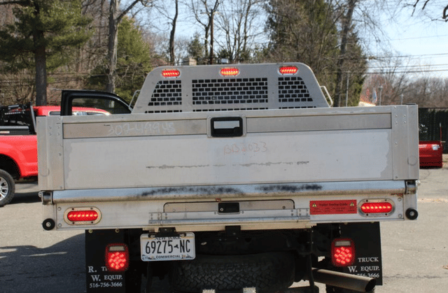 Image of Ford F-250 equipment image 4