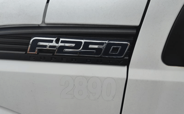 Image of Ford F-250 equipment image 1