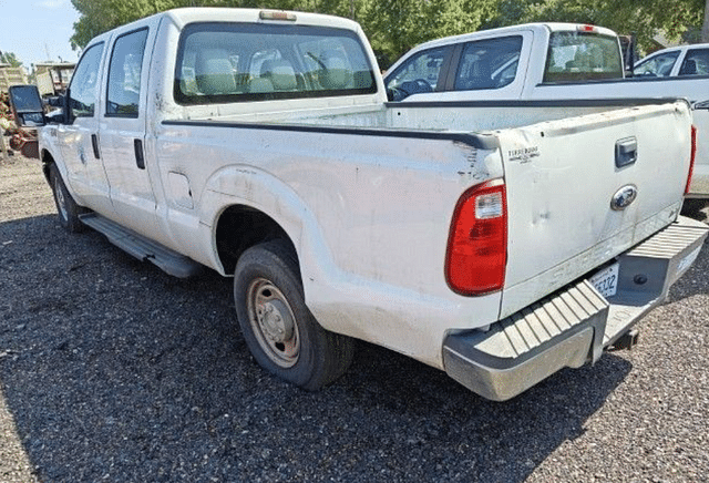 Image of Ford F-250 equipment image 2