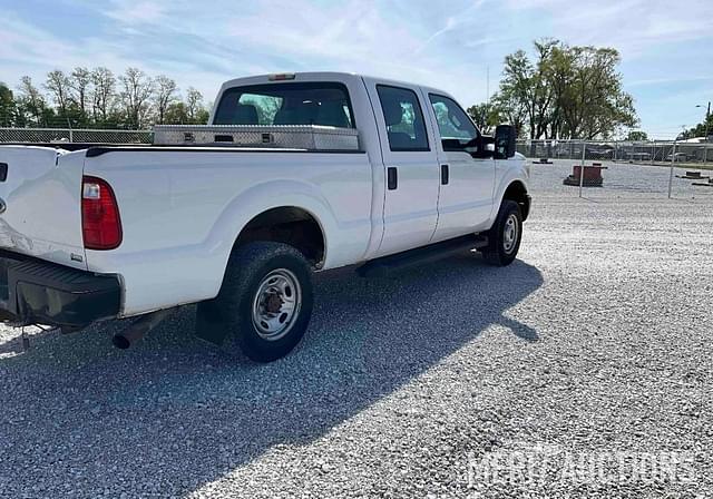 Image of Ford F-250 equipment image 4