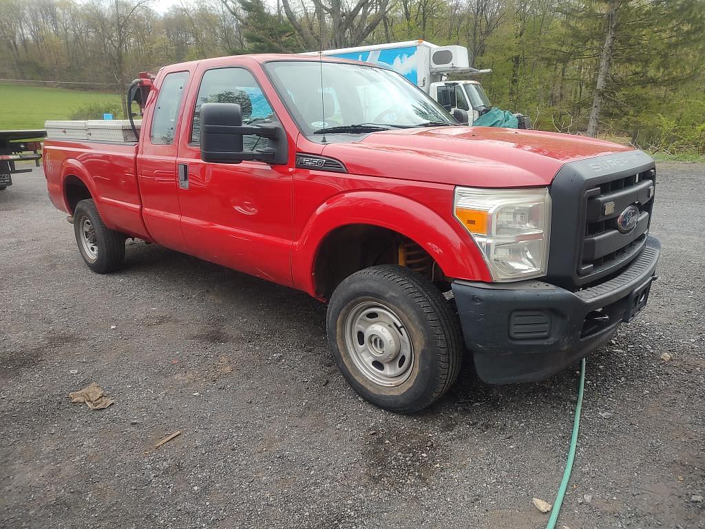 Image of Ford F-250 Primary Image