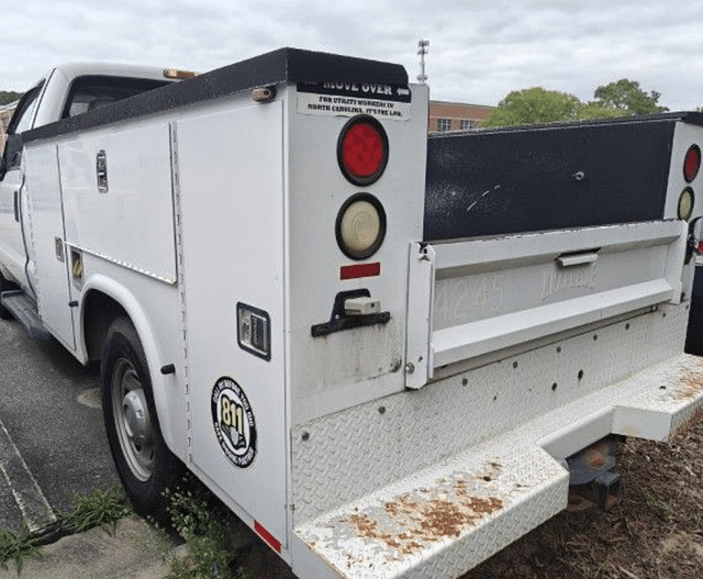 Image of Ford F-250 equipment image 1