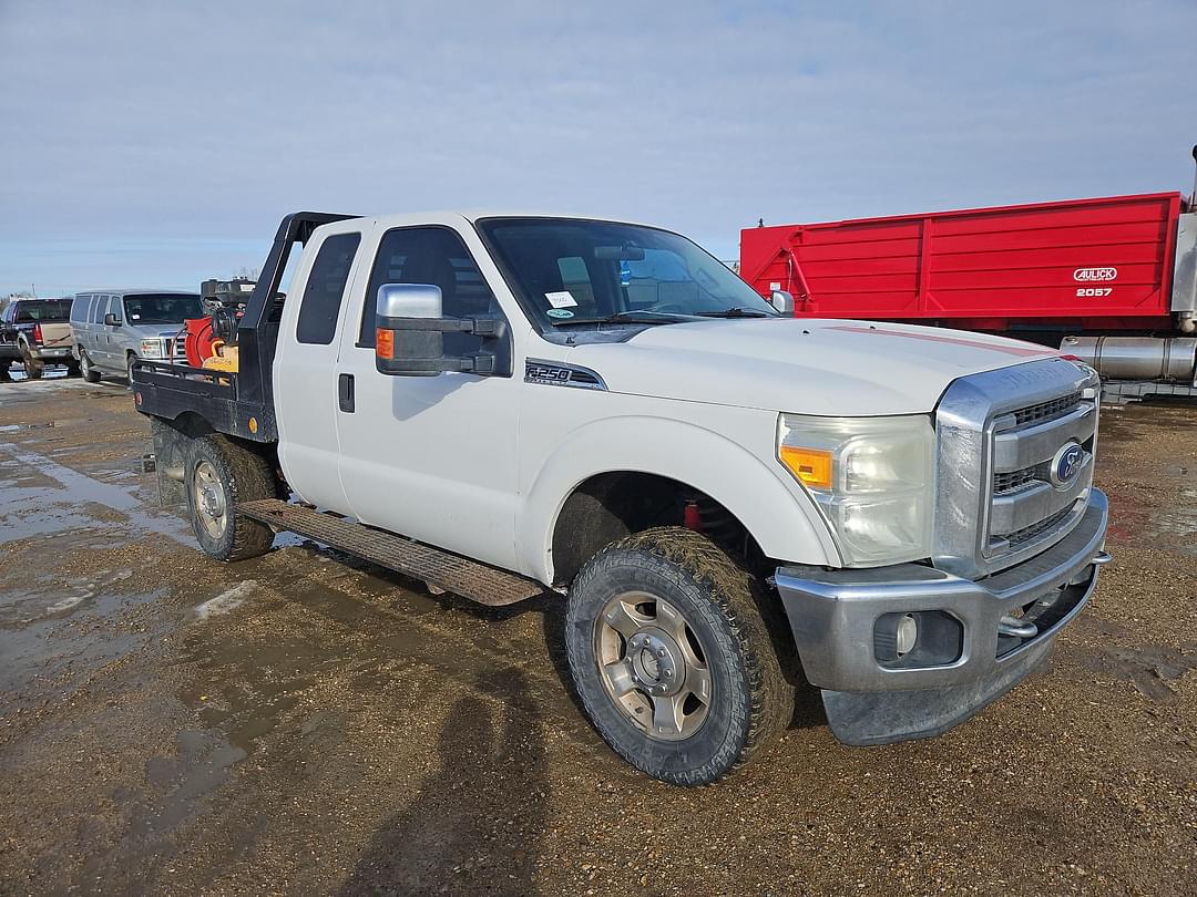 Image of Ford F-250 Primary image