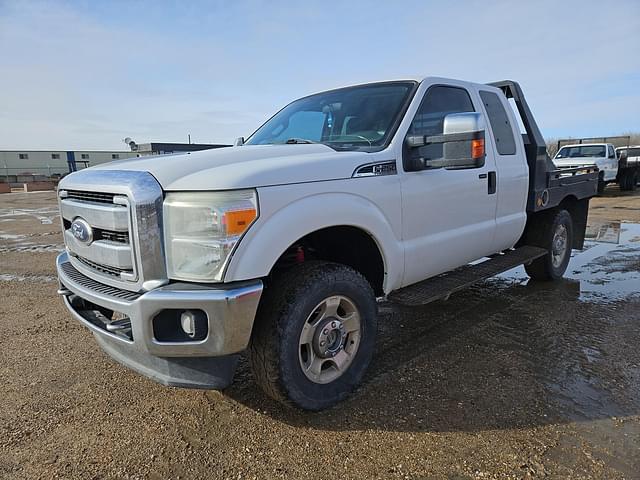 Image of Ford F-250 equipment image 2