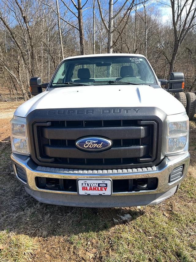 Image of Ford F-250 equipment image 1