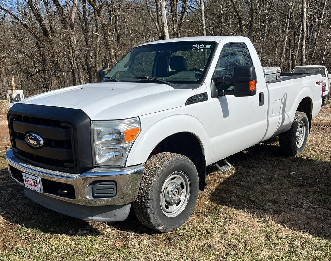 Image of Ford F-250 Primary image