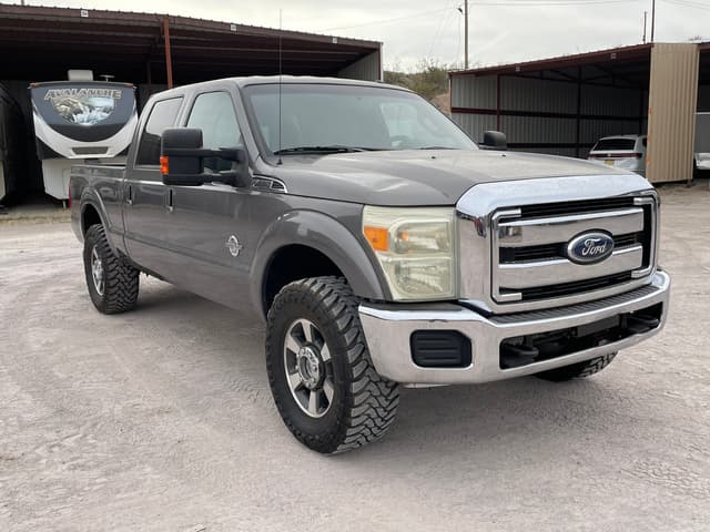 Image of Ford F-250 equipment image 2