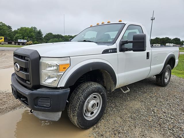 Image of Ford F-250 equipment image 1
