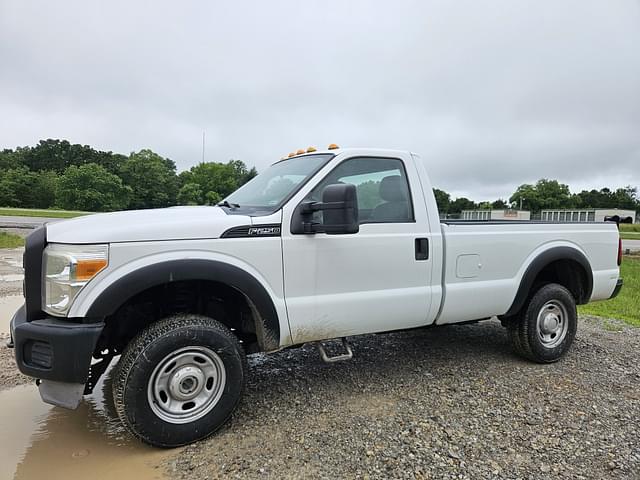 Image of Ford F-250 equipment image 4