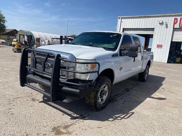 Image of Ford F-250 equipment image 1