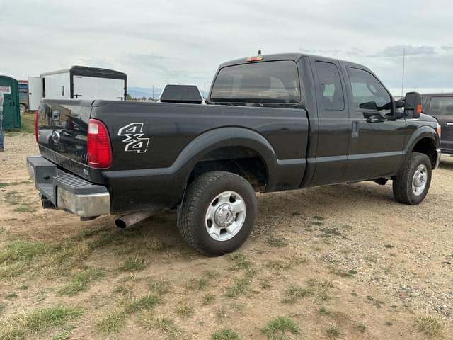 Image of Ford F-250 equipment image 4