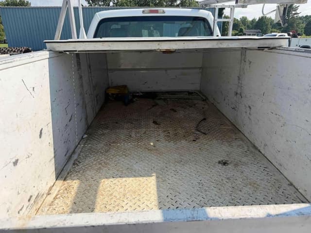 Image of Ford F-250 equipment image 4
