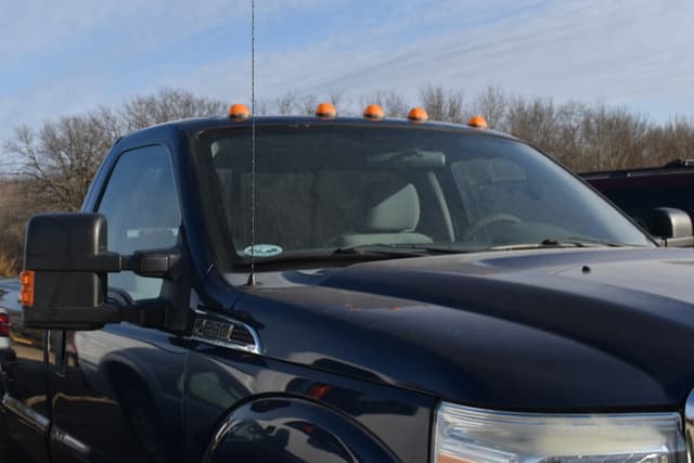 Image of Ford F-250 equipment image 4