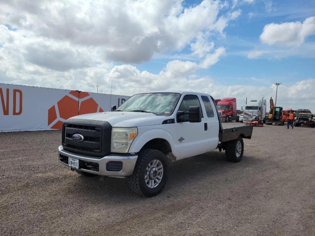 2011 Ford F-250 Equipment Image0