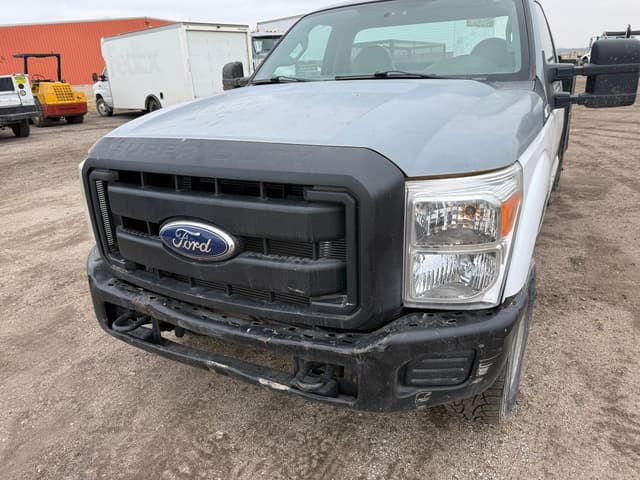 Image of Ford F-250 equipment image 1