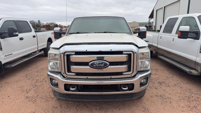 Image of Ford F-250 equipment image 2