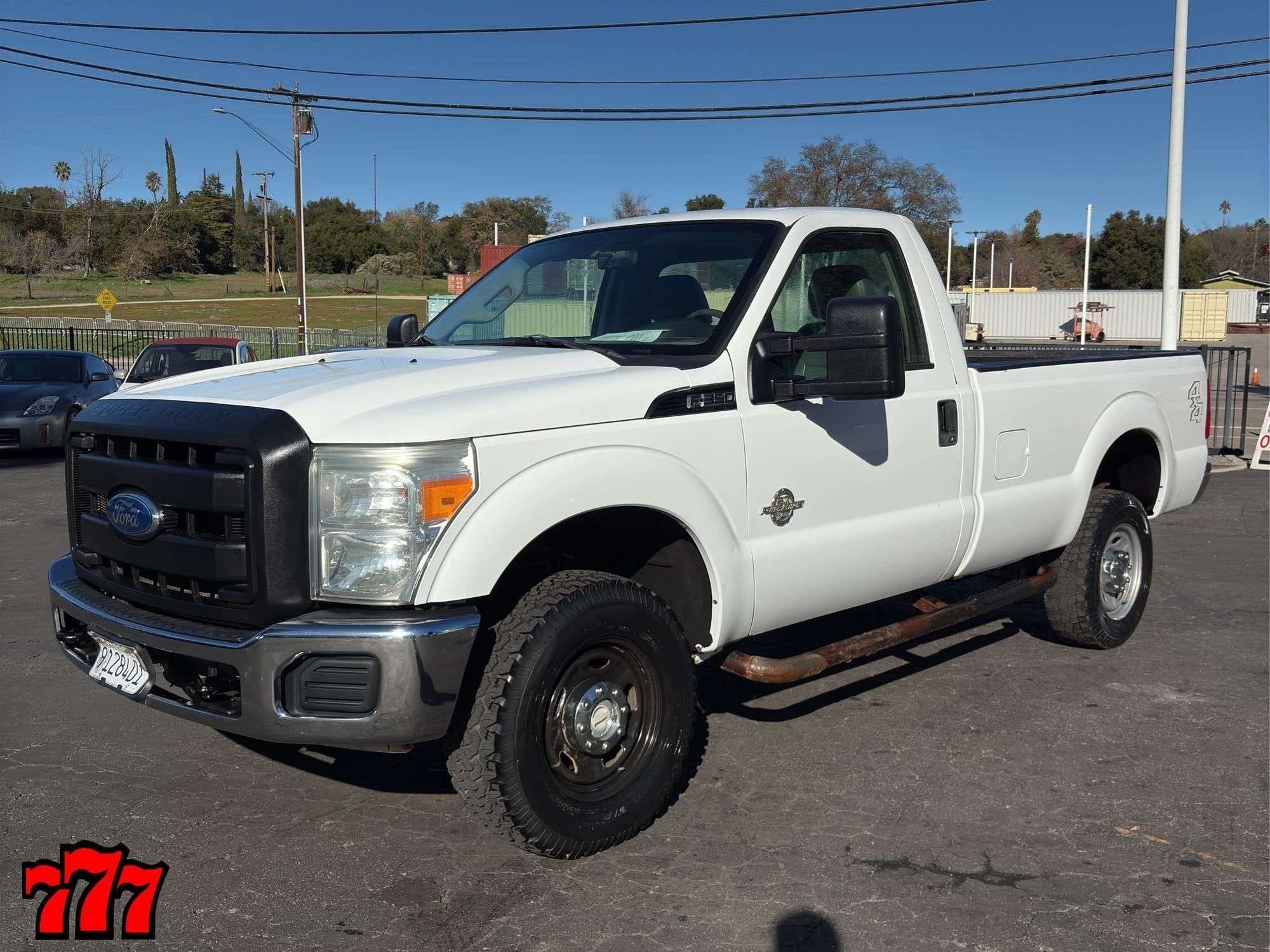 2011 Ford F-350 Equipment Image0