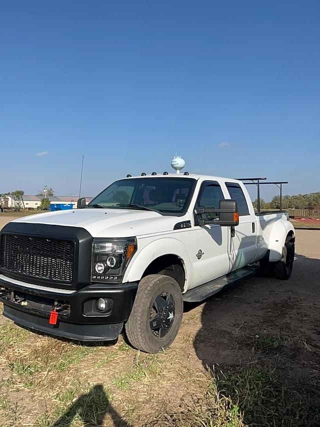 Image of Ford F-350 equipment image 1