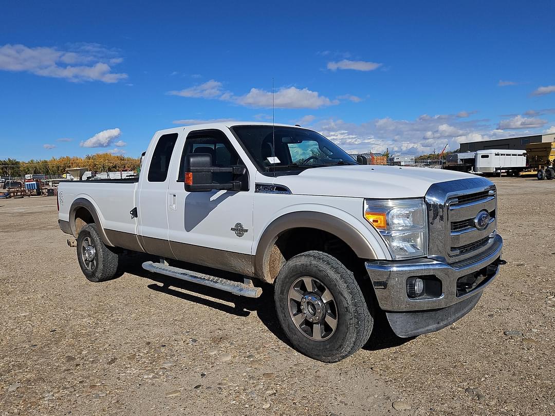 Image of Ford F-350 Primary image