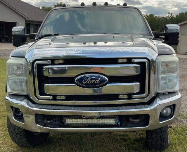 Image of Ford F-350 equipment image 3