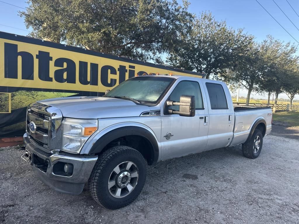 2011 Ford F-350 Equipment Image0