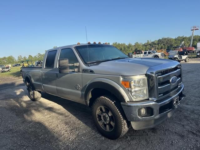 Image of Ford F-350 equipment image 3