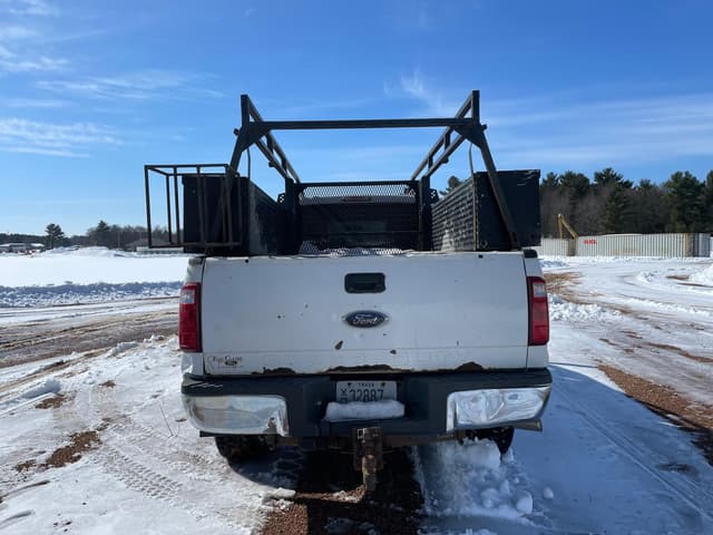 Image of Ford F-350 equipment image 4