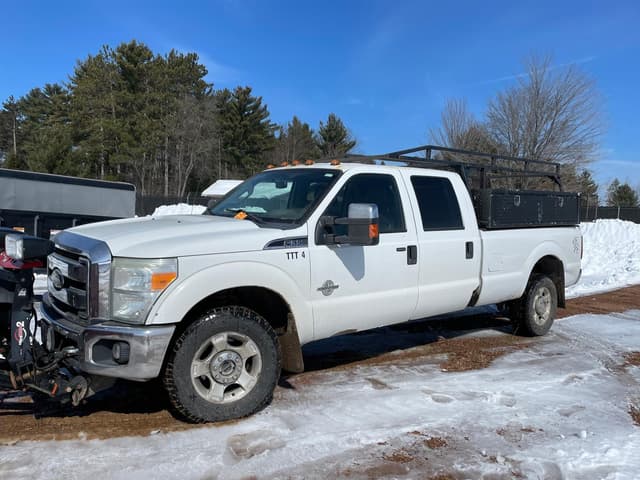 Image of Ford F-350 equipment image 1