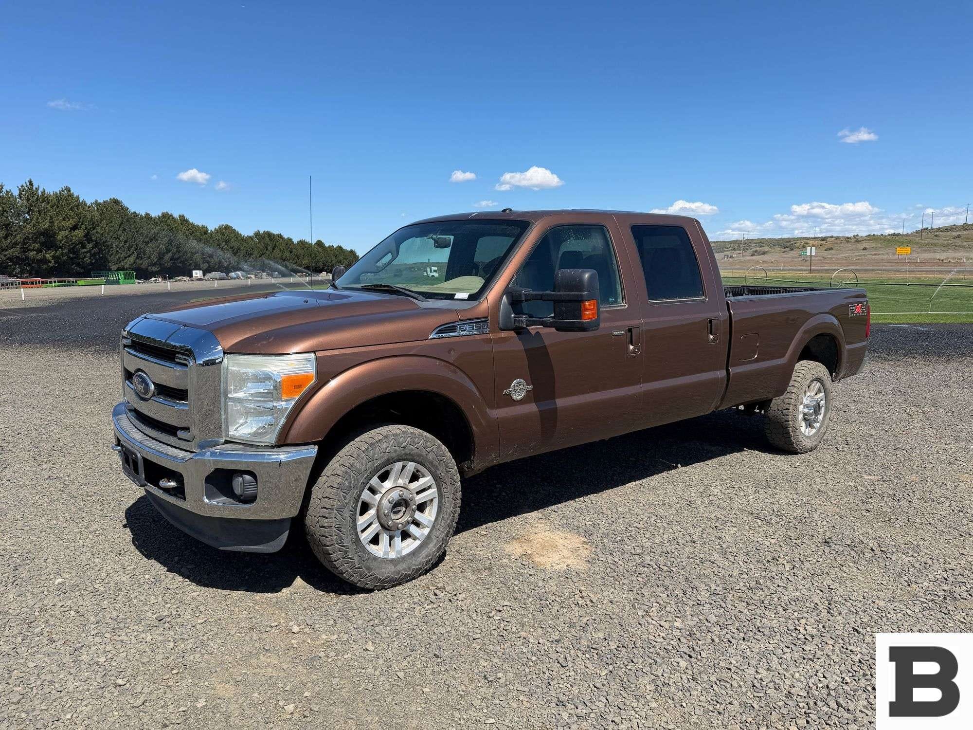 2011 Ford F-350 Equipment Image0