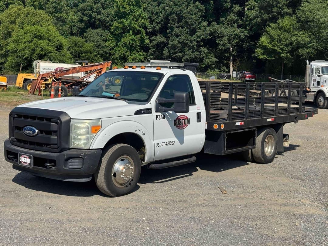 Image of Ford F-350 Primary image