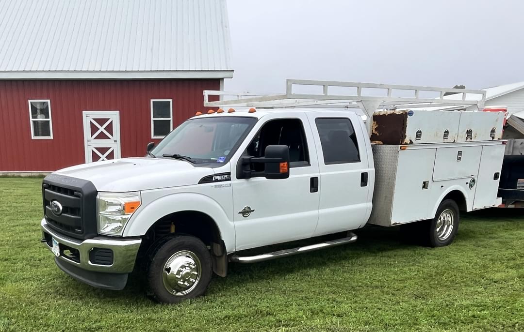 Image of Ford F-350 Primary image