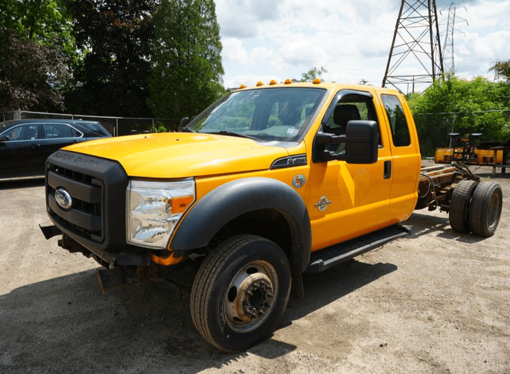 Image of Ford F-450 Primary image