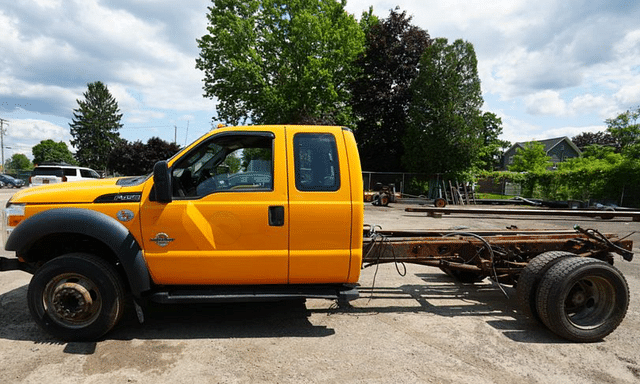 Image of Ford F-450 equipment image 1