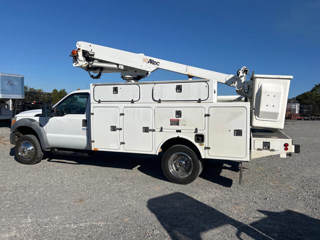 Image of Ford F-450 equipment image 1