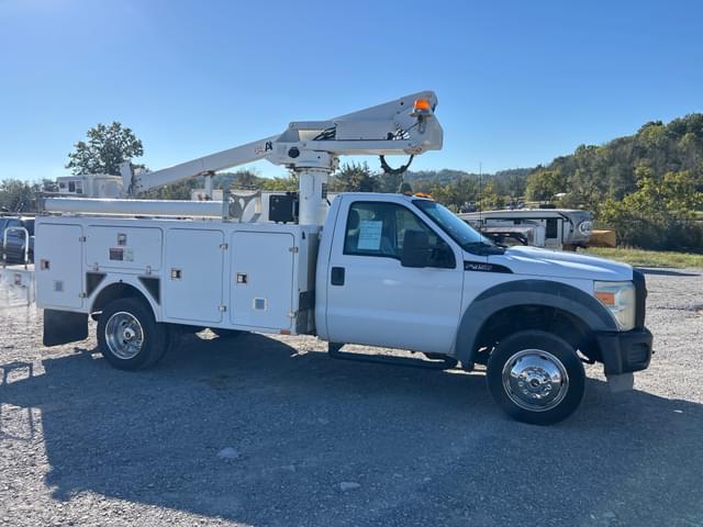 Image of Ford F-450 equipment image 4