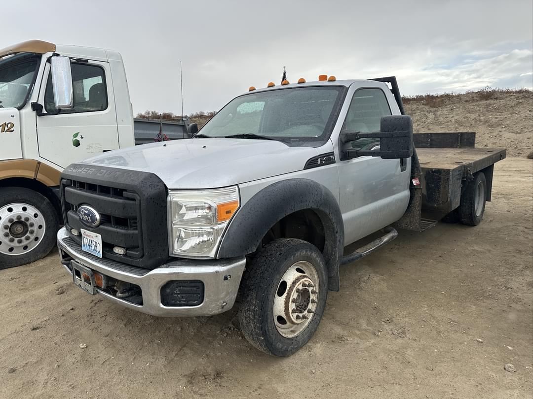 Image of Ford F-450 Primary image