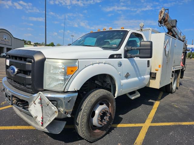 Image of Ford F-450 equipment image 1