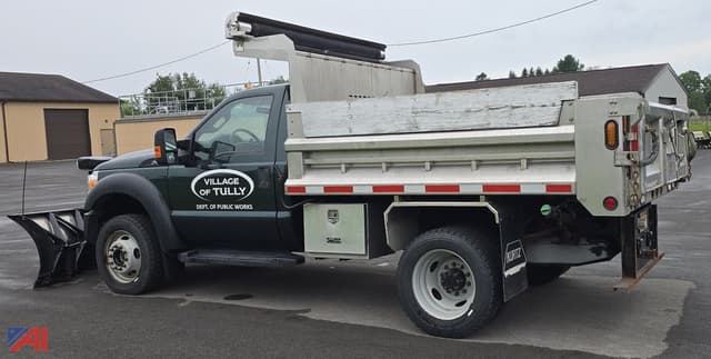 Image of Ford F-450 equipment image 1